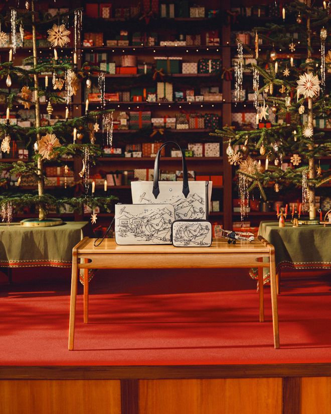 唯演绎风衣气垫骑士版点亮节日高定氛围pg电子中文模拟器本周时髦大事｜汤(图4)