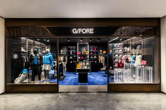 唯演绎风衣气垫骑士版点亮节日高定氛围pg电子中文模拟器本周时髦大事｜汤(图21)